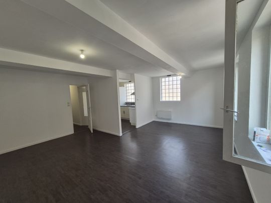 Location Appartement 3 pièces 61m² ST OMER 62500 - Photo 1