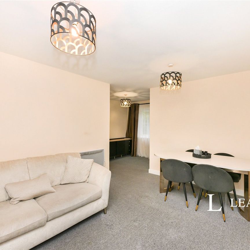 2 bedroom apartment to rent Bromley Close, East Road, Harlow, CM20 - Photo 1