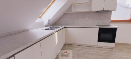 Pronájem bytu 2+kk 51 m², Poličná - Photo 2