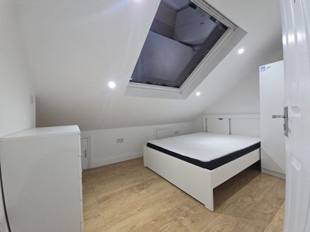 Uxbridge Road, UB1, Southall - Photo 5