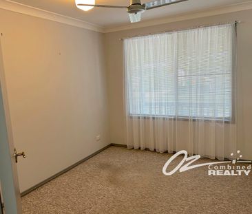 Spacious 3-Bedroom, 2-Story Retreat with Creek Views - Photo 2