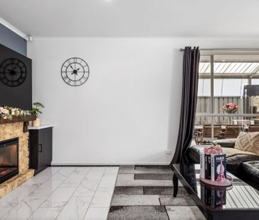 1 Grace Cres, St Clair - Photo 1