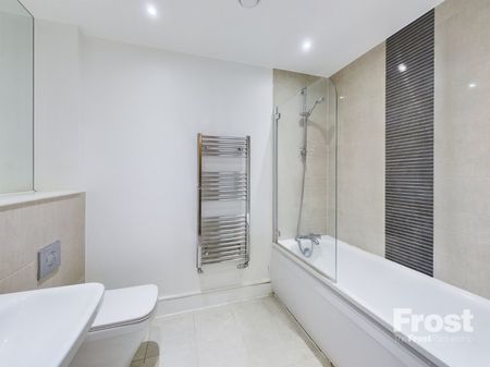 West Plaza, Town Lane, Stanwell,TW19 - Photo 5