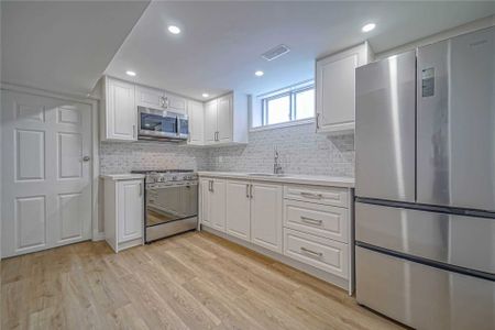 For Lease - 3487 Ellengale Drive Unit# Lower, Mississauga, Ontario - Photo 2