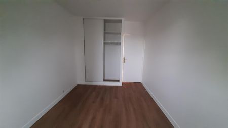 location Appartement F5 DE 110.9m² À VERSAILLES - Photo 4