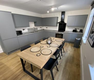 1 bedroom in a house share to rent - Photo 5