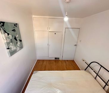 Room in a Shared House, Waddington St, E15 - Photo 4