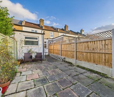 2 bedroom terraced house to rent - Photo 6