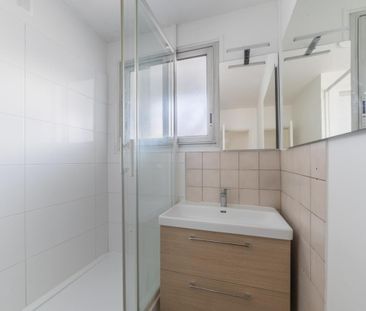 Location Appartement 4 pièces Meublé 63m² NANTES 44300 - Photo 5