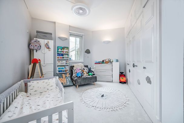 Carlyle Court, SW10, London - Photo 1