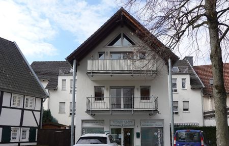 Gepflegte Stadtwohnung mit Balkon, Tageslichtbad und Einbauküche im Zentrum von Hohenlimburg - Foto 2