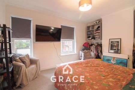 Rosehill Road, Ipswich - Photo 3