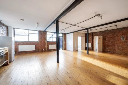 Chingford Mount, Waltham Forest, E4 - Photo 2