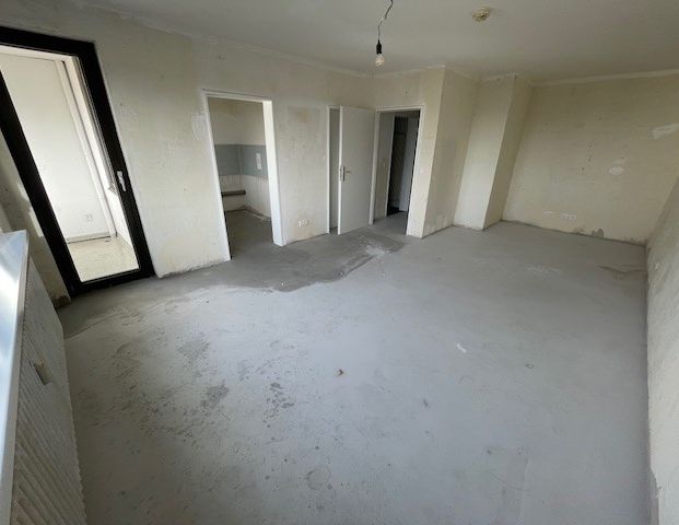 Entdecken Sie die Möglichkeiten: Renovierungsbedürftige 1-Zimmer-Wohnung! - Photo 1