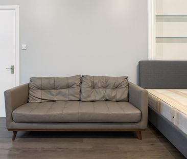 Studio Flat, The Limes Avenue, N11 - Photo 1