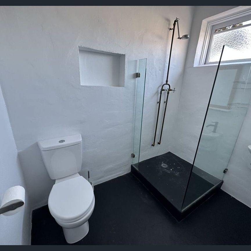 PERFECTLY LOCATED! - Photo 1