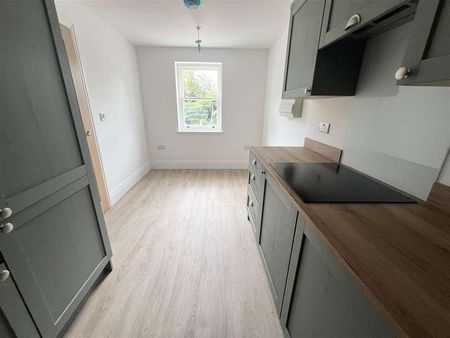 Wood Hill, Tyler Hill, CT2 - Photo 5