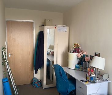 Room in a Shared Flat, Priestman Point, E3 - Photo 5
