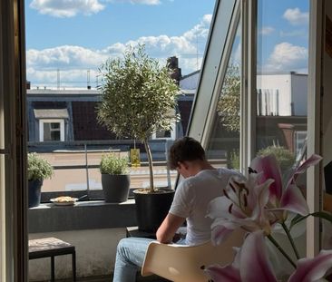 Helle Loftwohnung I 2 Balkonen in Hamburg-Eppendorf | Februar 26 - Photo 2