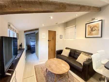 1 bedroom detached house to rent - Photo 2