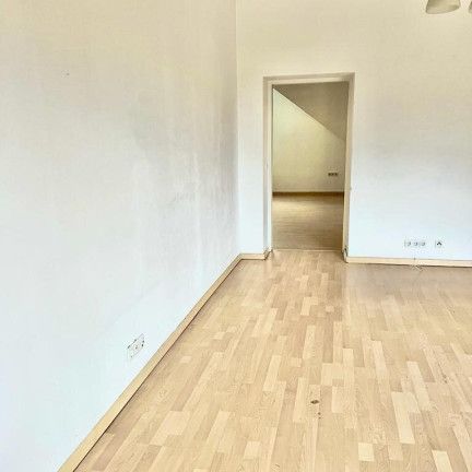 3-Zimmer-Wohnung mit großem Balkon zur Vermietung ! - Photo 1
