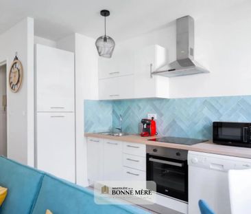 Location Appartement 2 pièces 40m² MARSEILLE 1er - Photo 6
