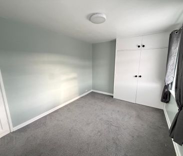 33 Chapel Street, Newry, BT34 2DP - Photo 4