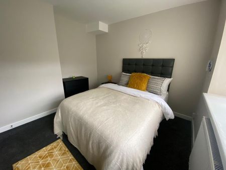 4 bedroom house share to rent - Photo 2