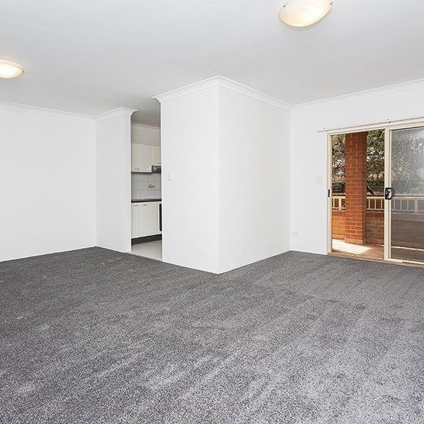 Spacious & Stylish Apartment Living in the Heart of Miranda - Photo 1