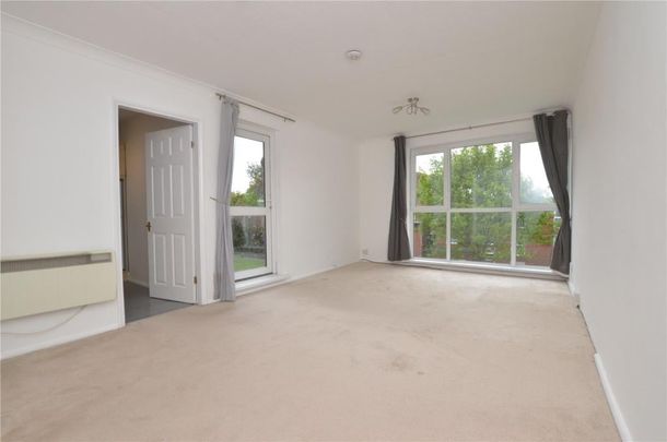 2 Bed Penthouse, Leeds, LS8 - Photo 1