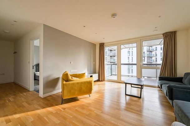 2 bedroom flat to rent - Photo 1