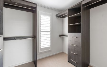 Beautiful 4-Bedroom Family Home for Rent! - Photo 5