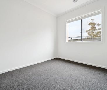 61 Charters Way - Photo 3