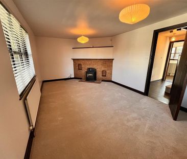 3 bedroom detached house to rent - Photo 1