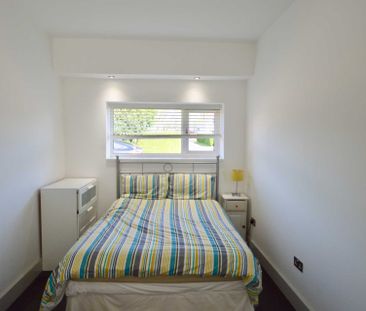 Price £700 pcm - Available Now - Furnished - Photo 1