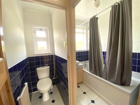 1 bedroom flat to rent - Photo 5