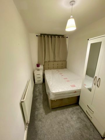 3 Bed Flat, Lace Street, L3 - Photo 3