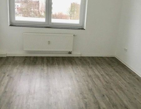 Schöne 3-Zimmer-Wohnung mit Wannenbad und Balkon - Photo 1