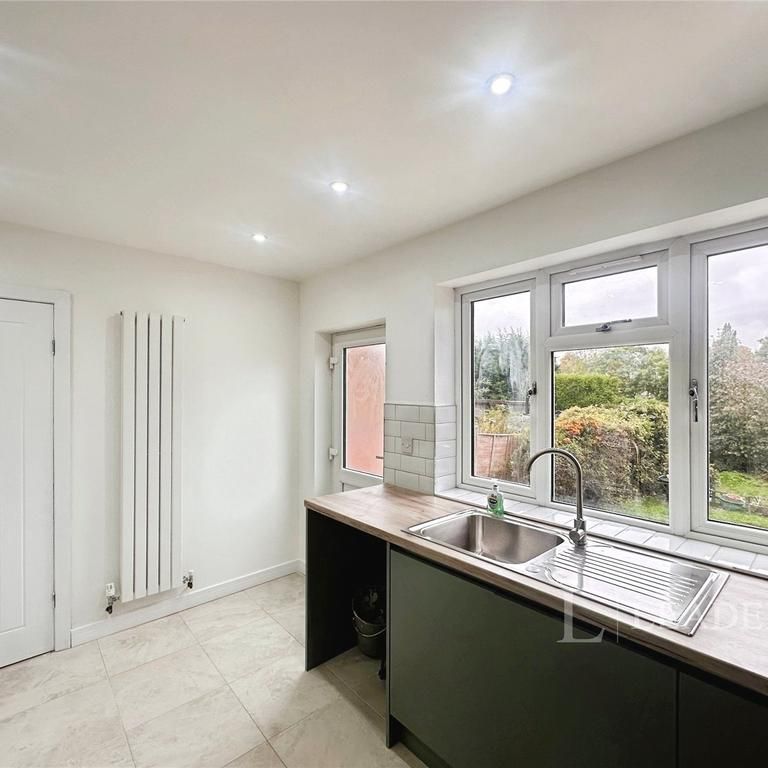 3 bedroom terraced house to rent - Photo 1