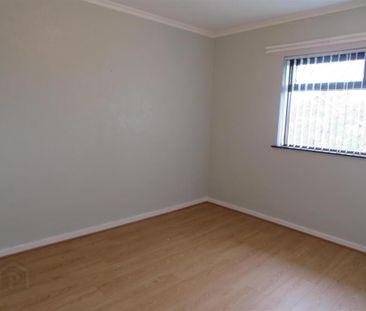 16 Glenfield Road, Lurgan, Craigavon, BT66 8EP - Photo 4