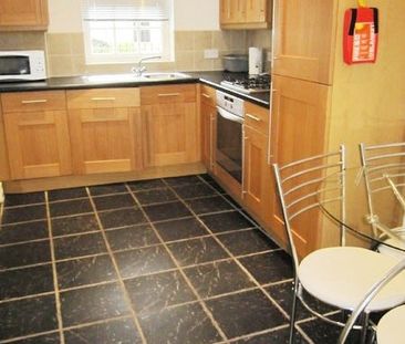 2 bedroom property to rent - Photo 2