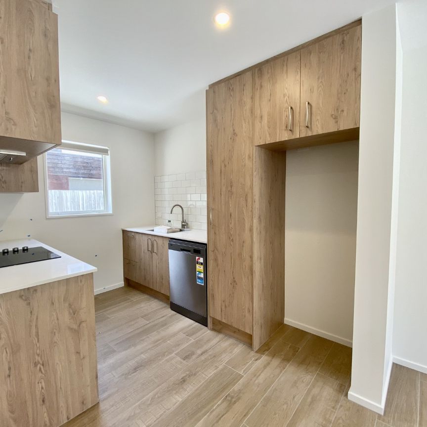 4/21 Buffon Street, Waltham - Photo 1