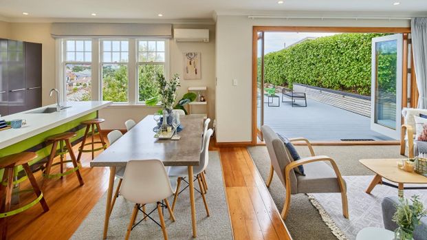 110 Wexford Road, Miramar - Photo 1