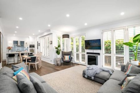 Spacious, Stylish & Low-Maintenance Family Home in a Prime Location - Photo 5