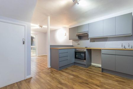 1 bedroom barn conversion to rent - Photo 2