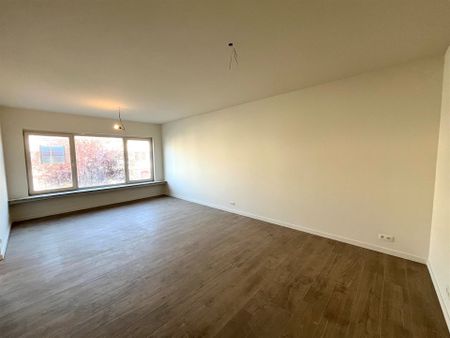 Appartement met 2 slaapkamers en garagebox - Photo 5