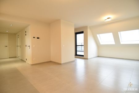 Luxe penthouse appartement met 2 terrassen in Gullegem - Photo 2