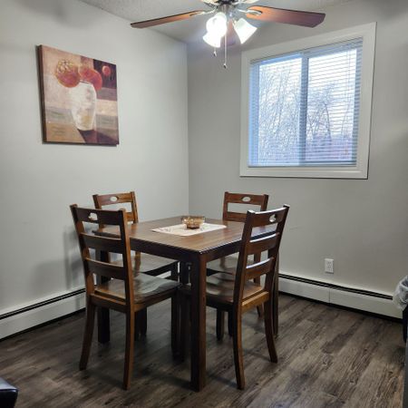 208, 3811 54 Avenue, Red Deer. AB - Photo 2