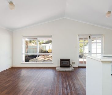 Neat as a pin! - Photo 4