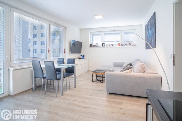 Pronájem bytu 3+kk 67 m² - Photo 1